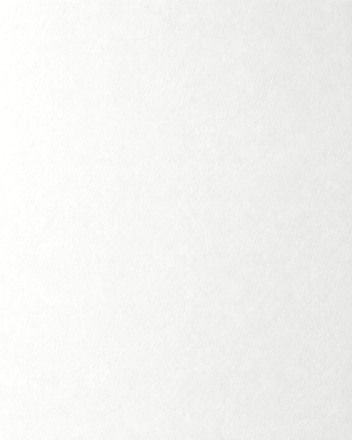 Dettaglio della finitura opaca di Assoluta Bianco su parete